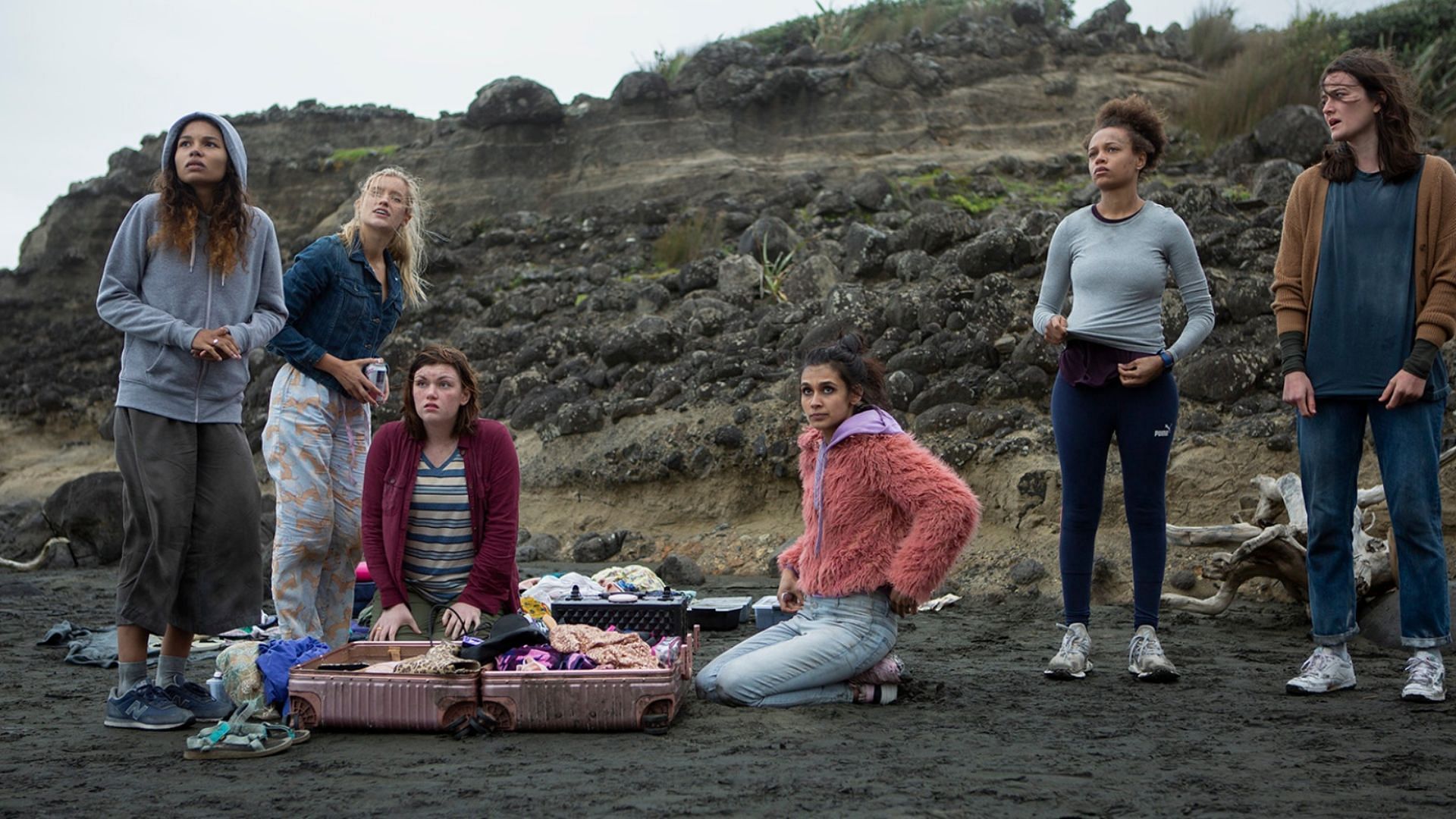 The cast of The Wilds season 1 (Image via Prime Video)